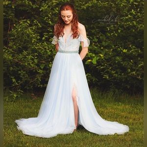 Sherri Hill Prom Gown with beading & lace details, sheer flutter sleeve | Size 4